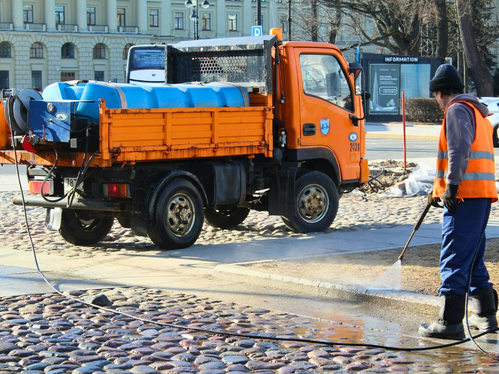 كيفية اختيار أفضل منظف لخزانات الديزل لأسطولك؟