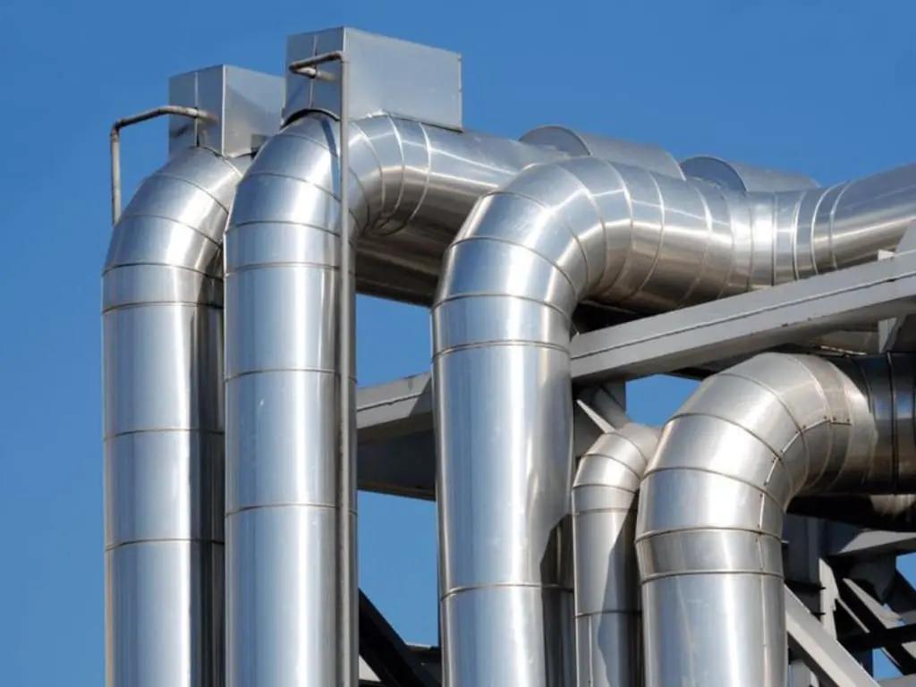 دليل شامل خطوة بخطوة لتنظيف تسرب نفطي من خط أنابيب